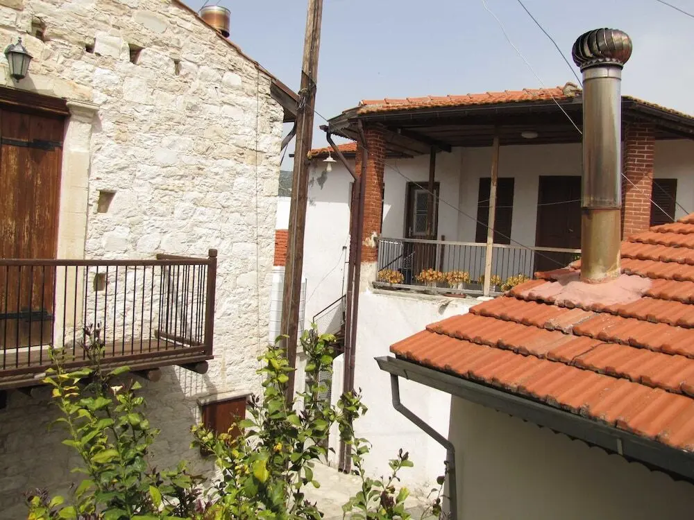 Какопетрия: Panagiota Stone House