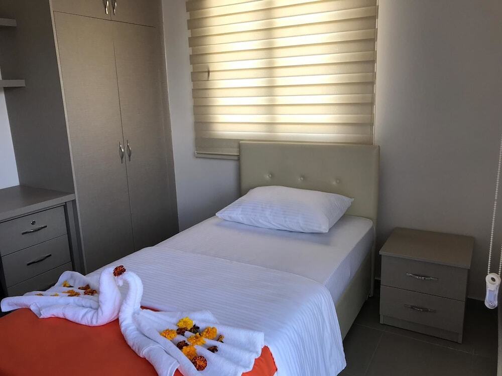 Кирения: Girne Ideal Rezidans