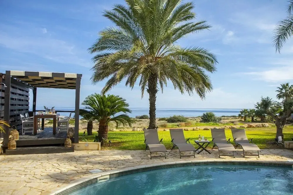 Протарас: Protaras El Greco Seafront Villa, Greco Mare