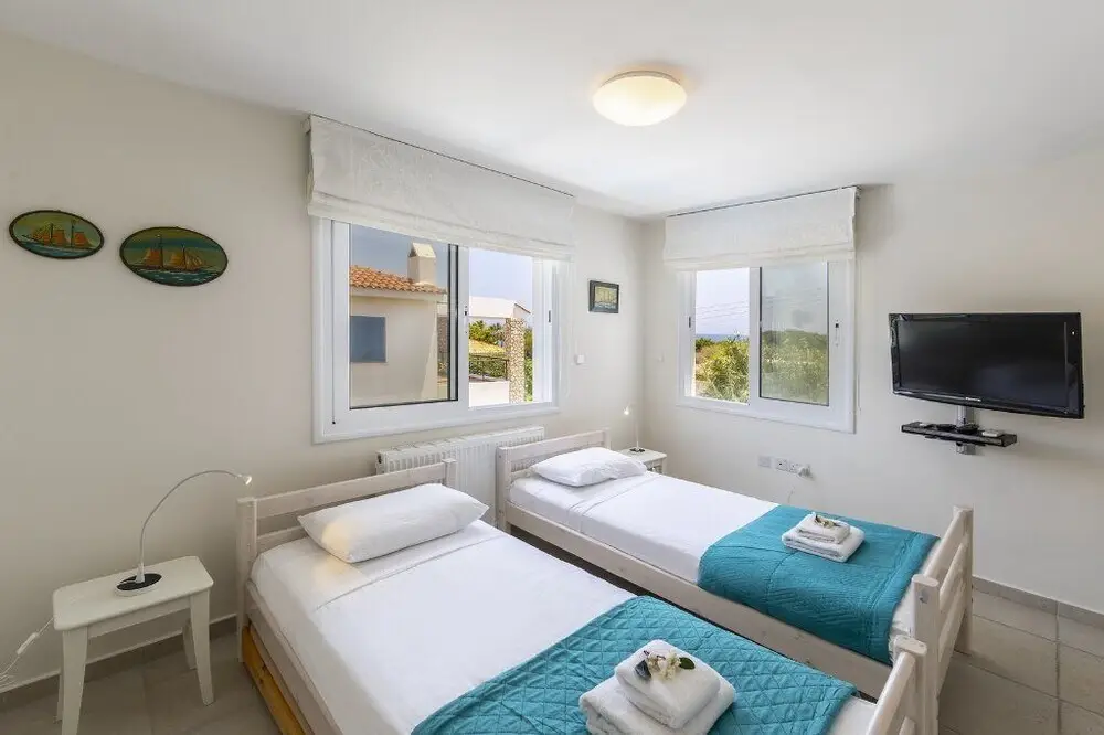 Паралимни: Protaras Villa Serifos By The Sea