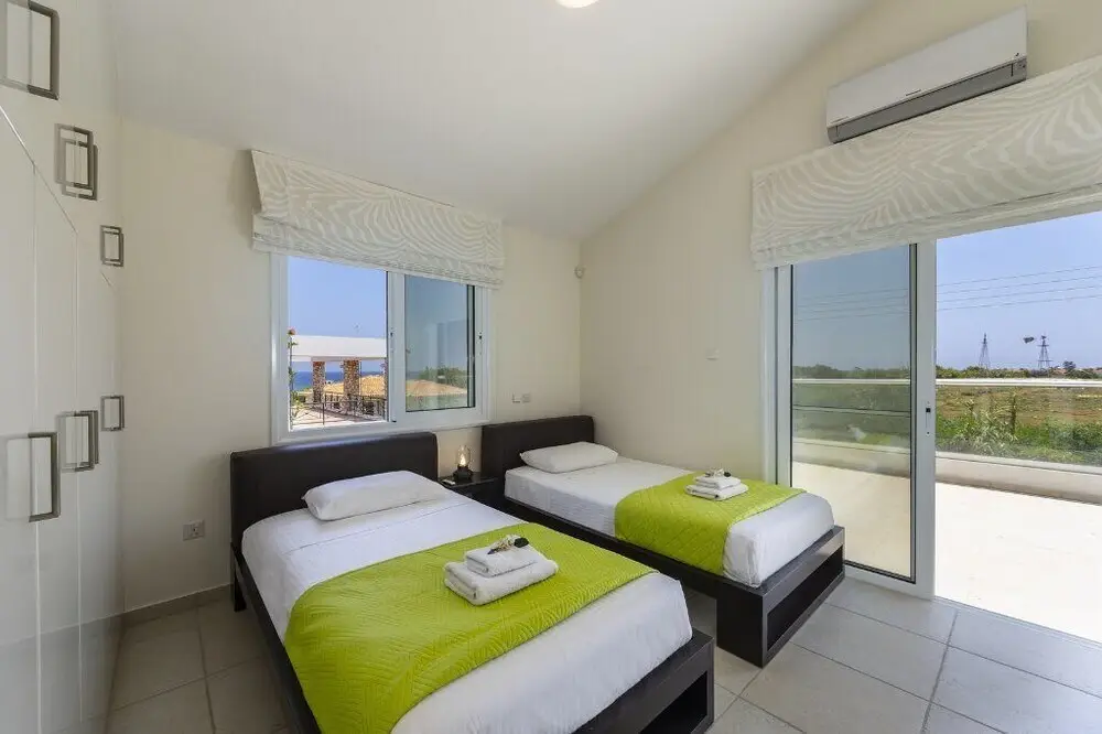 Паралимни: Protaras Villa Serifos By The Sea
