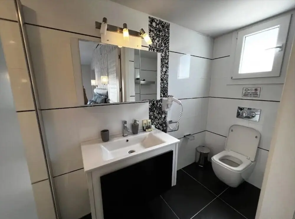 Кирения: Sema Villa in Kyrenia, 4 Bedroom Villa, Sleeps 8