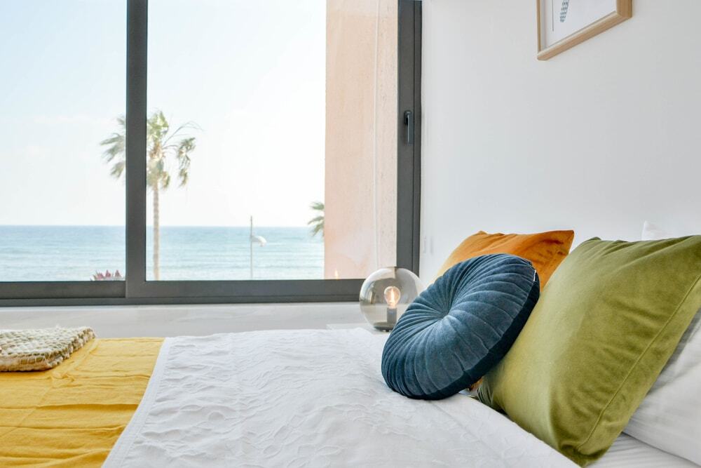 Phaedrus Living Seaview Luxury Marina Court 213 — фото 1