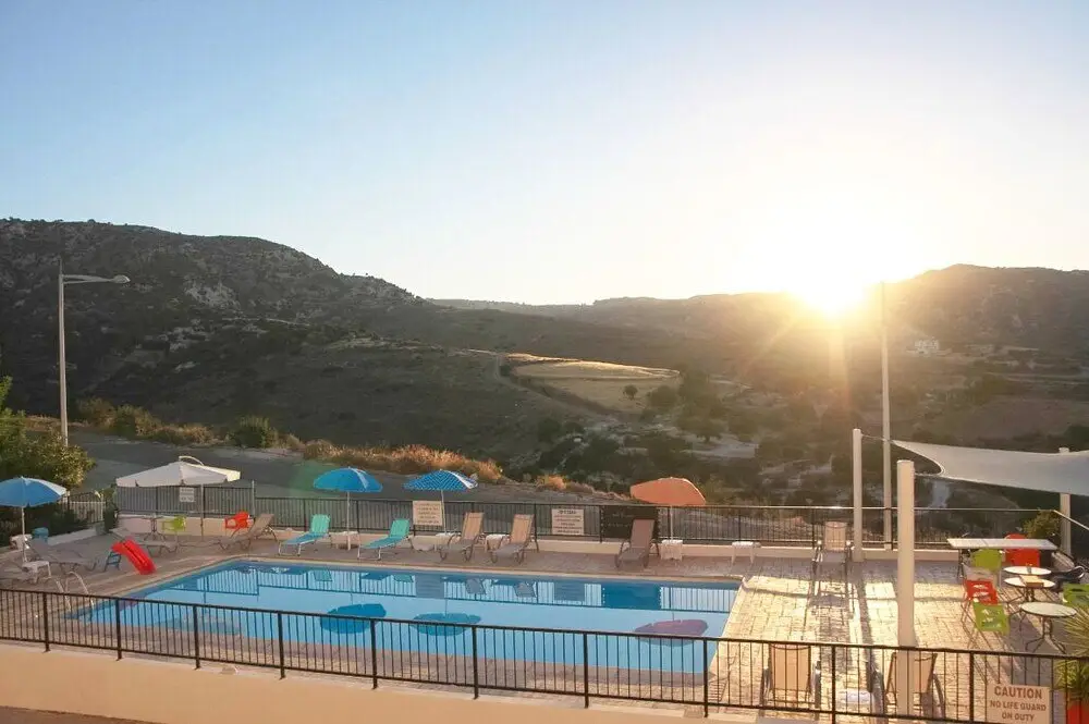 Пейя: Panoramic Holidays Deluxe 3