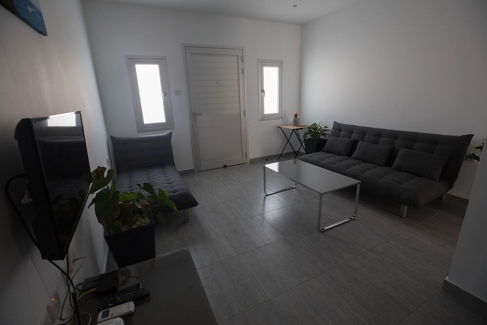 Айя-Напа: Ayia Napa Center Luxury Suites