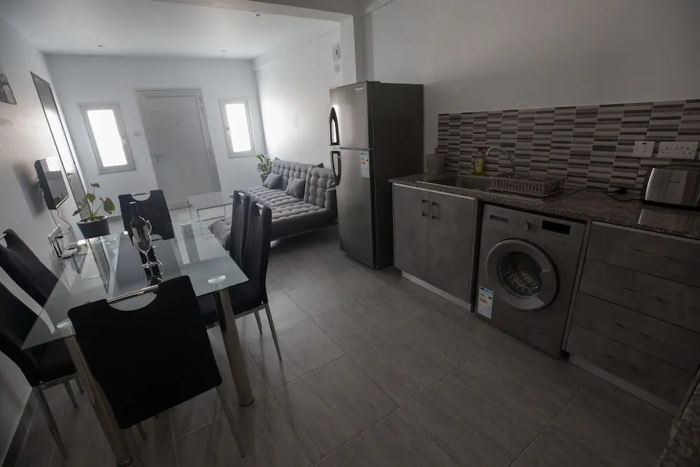 Айя-Напа: Ayia Napa Center Luxury Suites