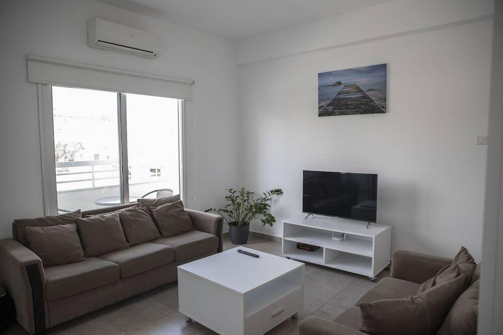 Айя-Напа: Ayia Napa Center Luxury Suites