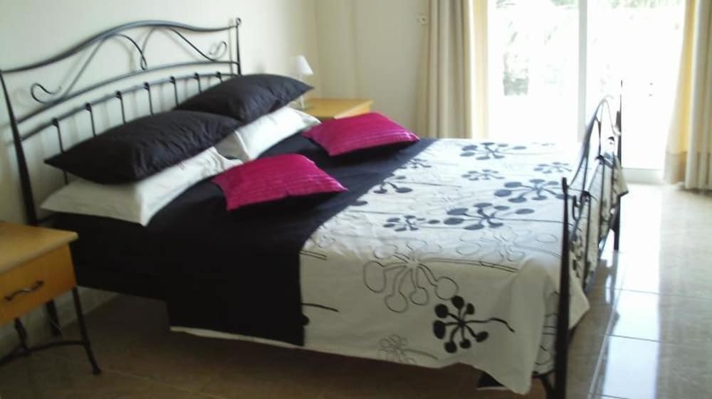 Хлорака: 3 Bed Villa 10 Minutes Drive From Beautiful Beach
