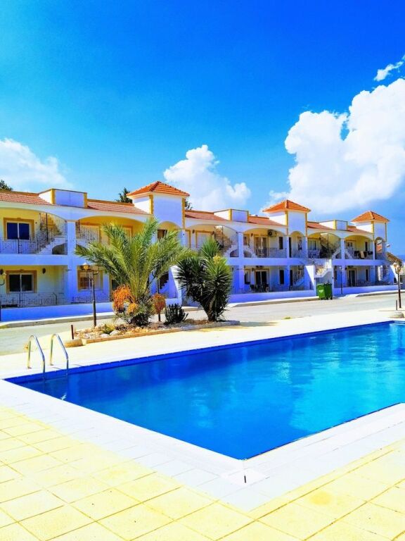 Трикомо (Искеле): Salamina Houses Apart Hotel