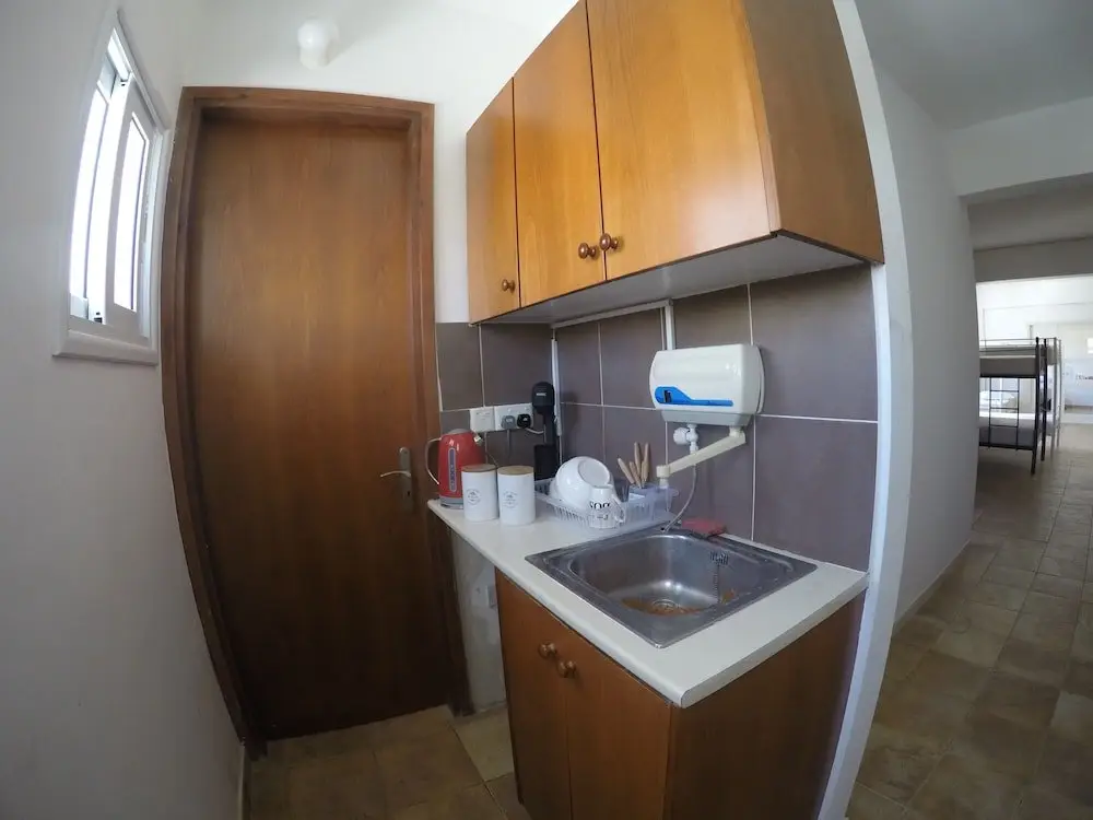 Пафос: C.A.T Hostel Paphos-Adult only