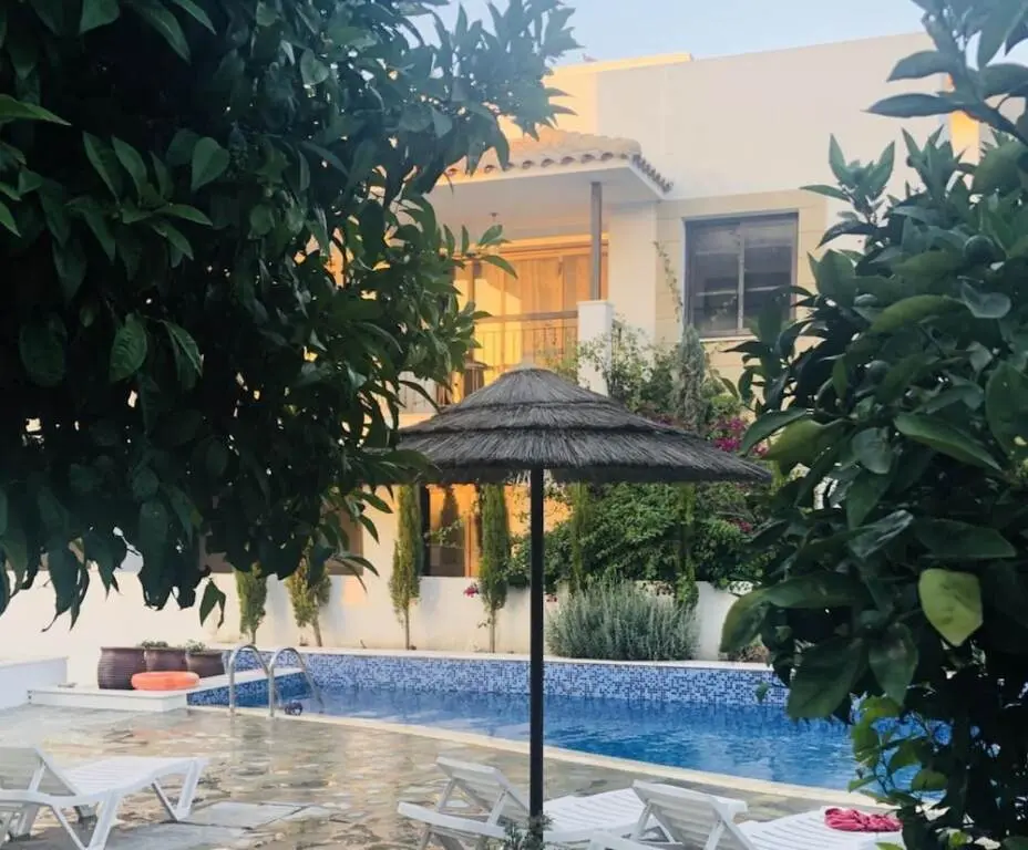 Терсефану: Lux Country Condo