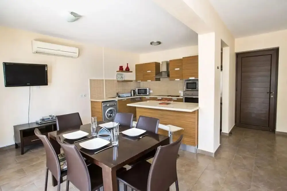 Айя-Напа: Luxury 2 Bedroom Apartment With Communal Pool, Ayia Napa Apartment 1276