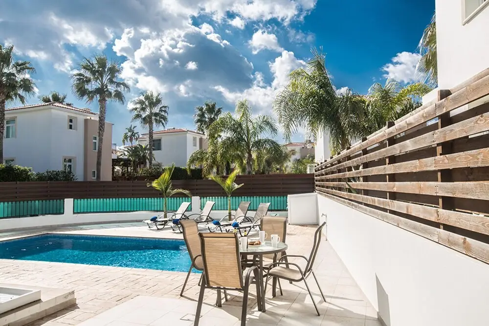 Протарас: Villa for Rent in Protaras 1273