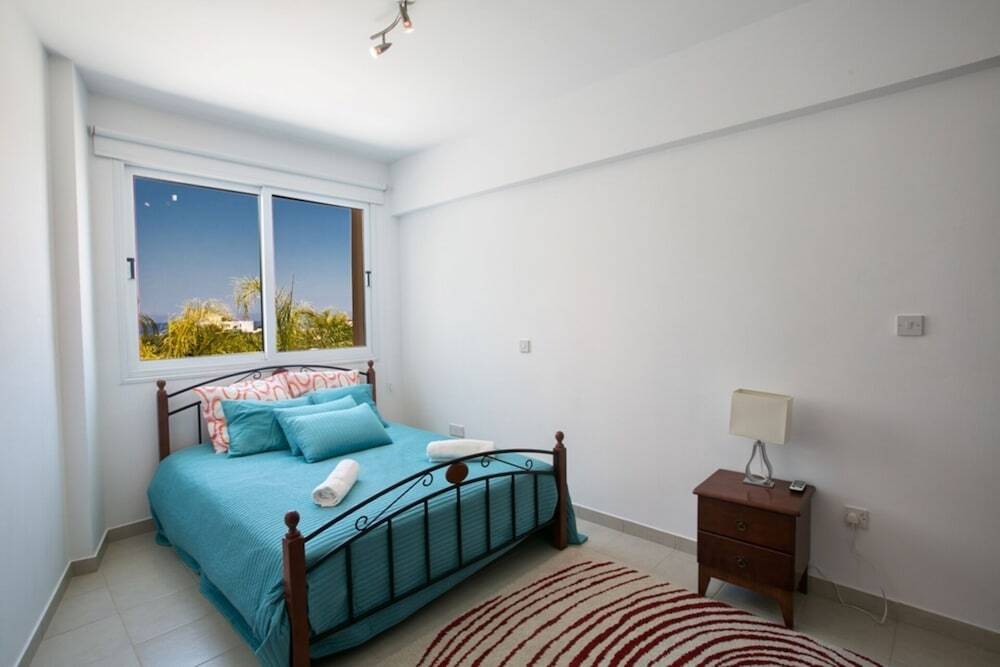 Протарас: Beautiful Apartment With Communal Pool, Protaras Apartment 1287