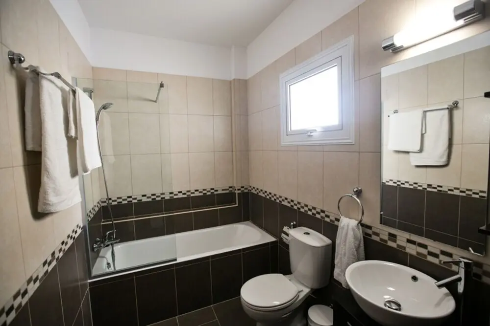 Протарас: Beautiful Apartment With Communal Pool, Protaras Apartment 1287