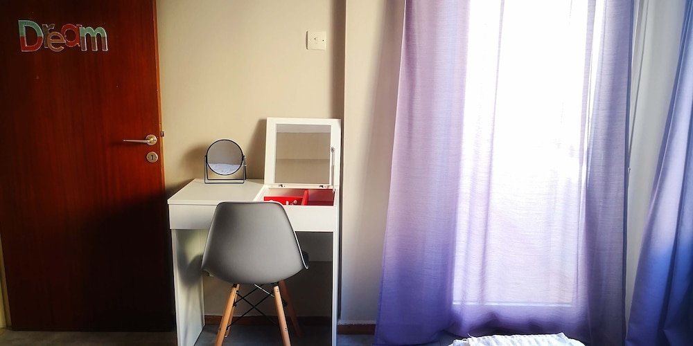Никосия: Youthfull Escape in Nicosia