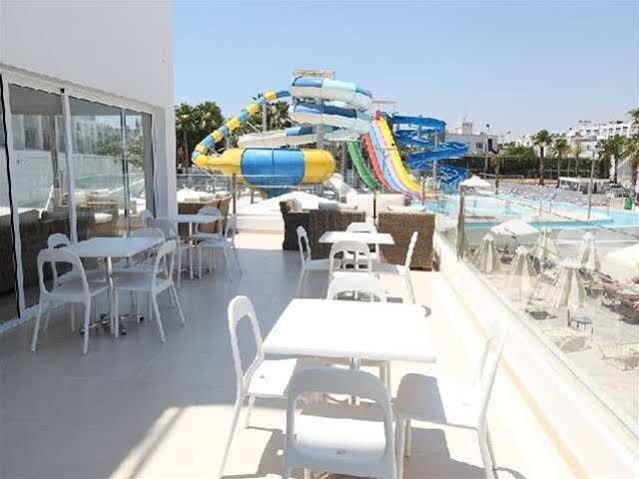 Протарас: Ausonia Apartments