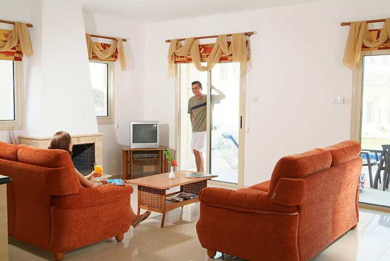 Blue Water Bay Villas — фото 1