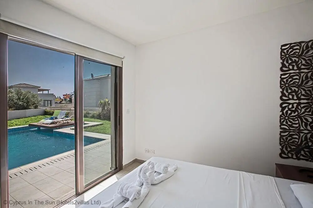 Айя-Напа: Celebrity Villa Scotty T D2