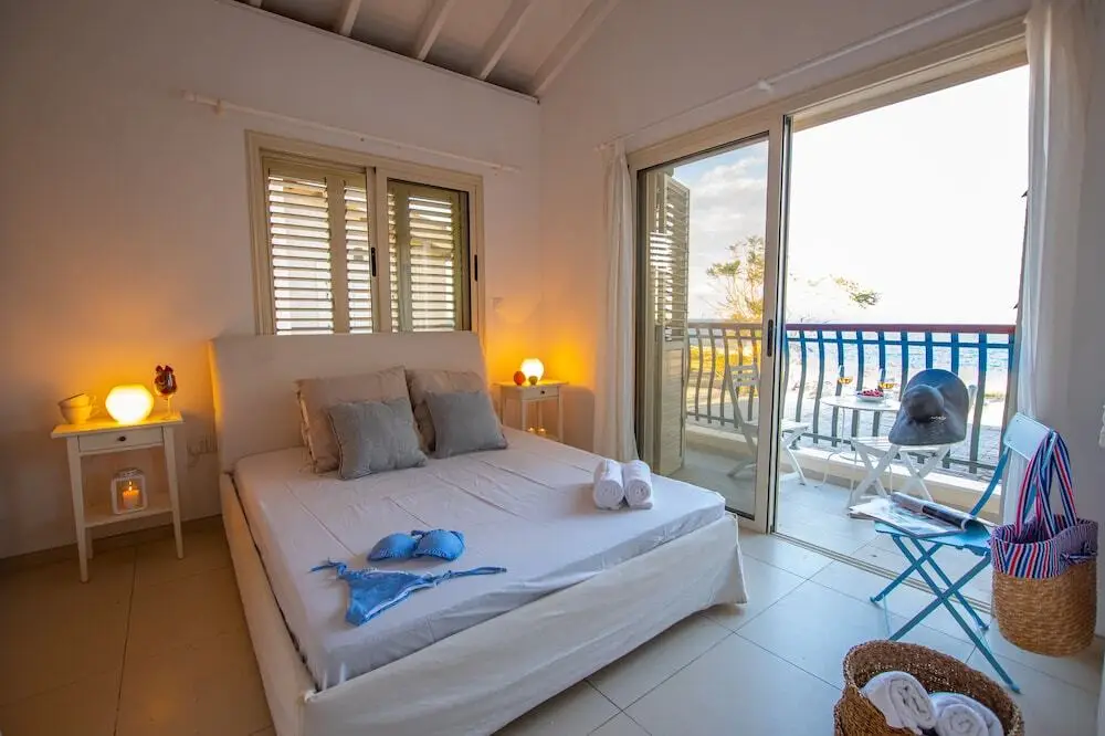 Протарас: Artisan No 6 First Line Seafront villa