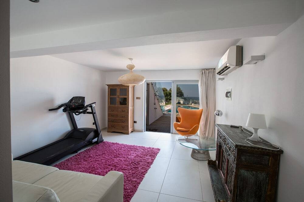 Протарас: Villa for Rent in Protaras 1225