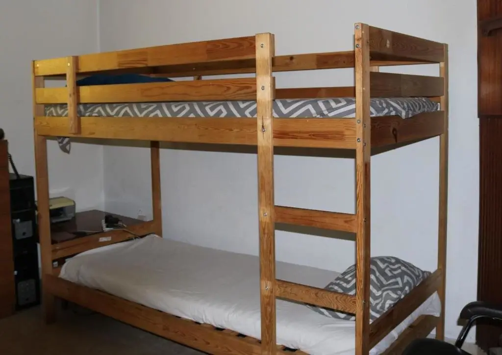 Costas Hostel Action 2 — фото 1
