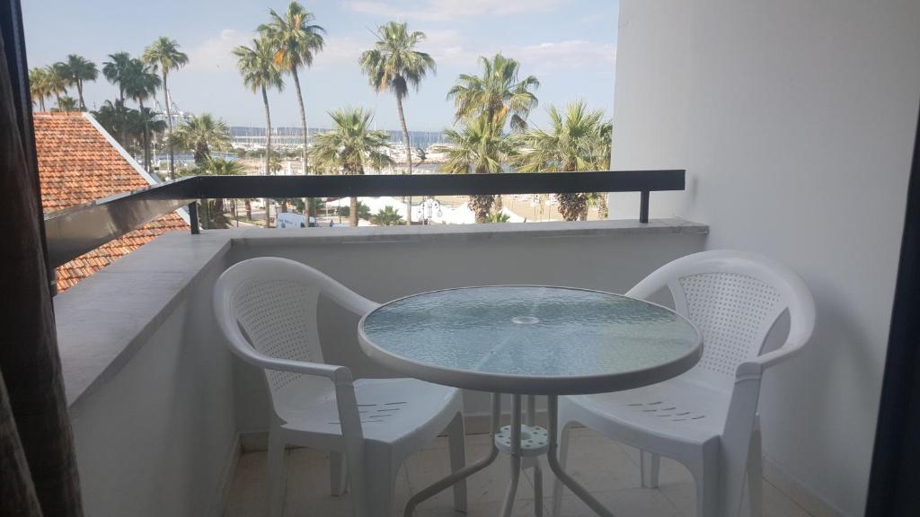 Ларнака: Alex Beach Apartment 203