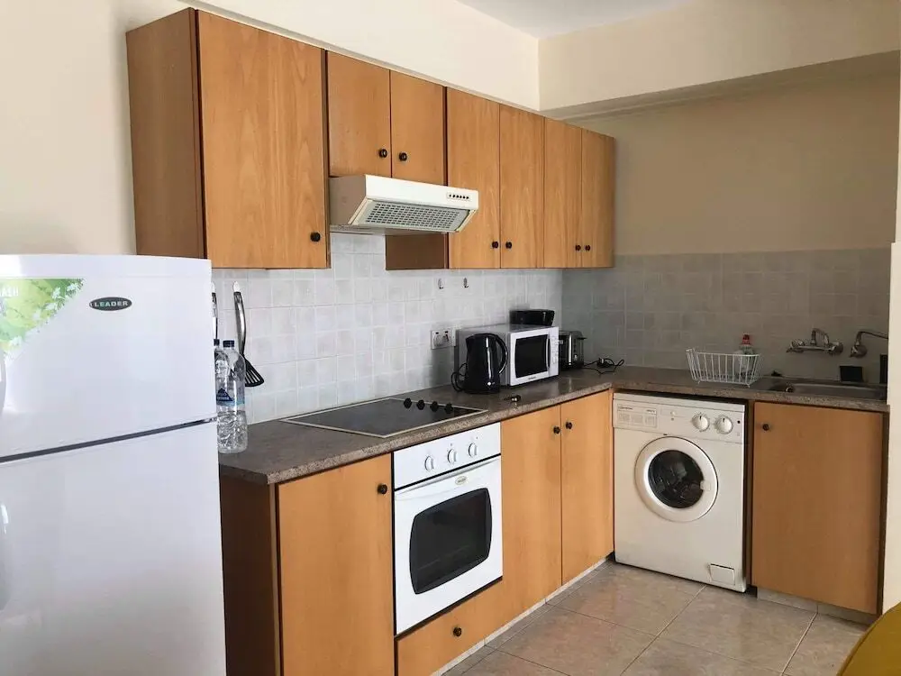 Ларнака: 1 Bedroom Apartment near Beach