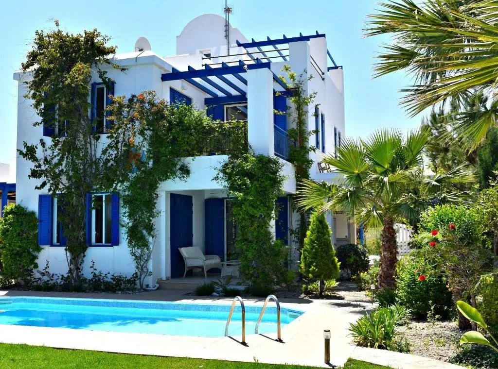 Latchi Beach Front Villa - Private Heated Pool - Amazing Uninterrupted Sea Views — фото 1