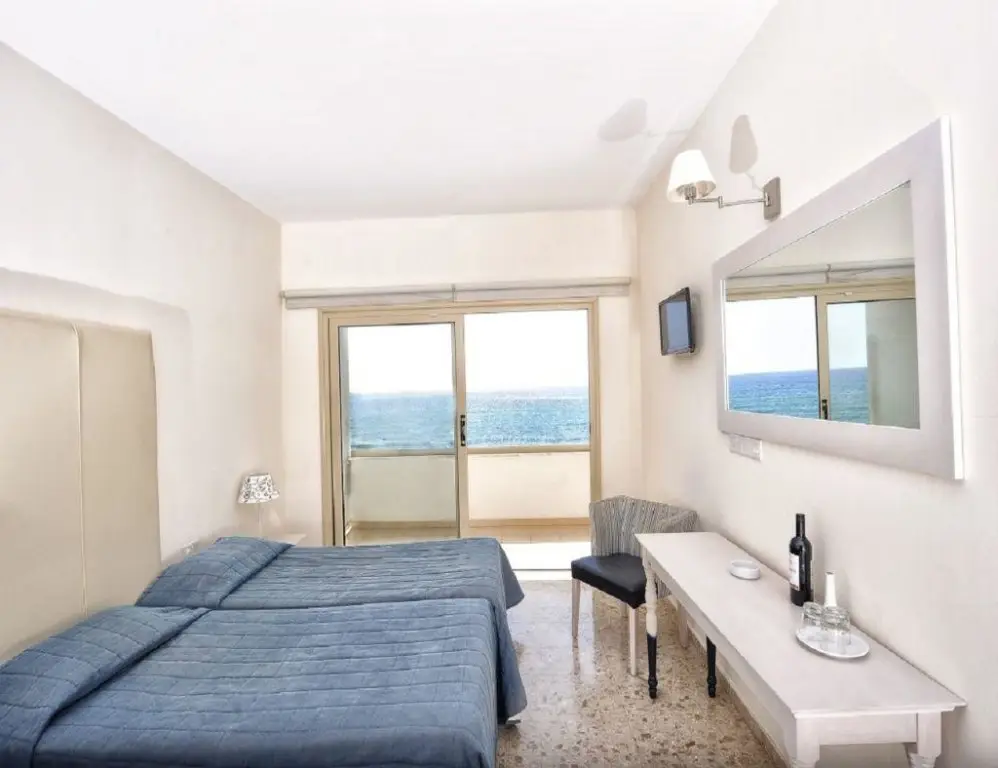 Айя-Напа: Piere Anne Beach Hotel