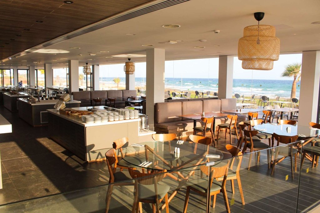 Айя-Напа: Piere Anne Beach Hotel