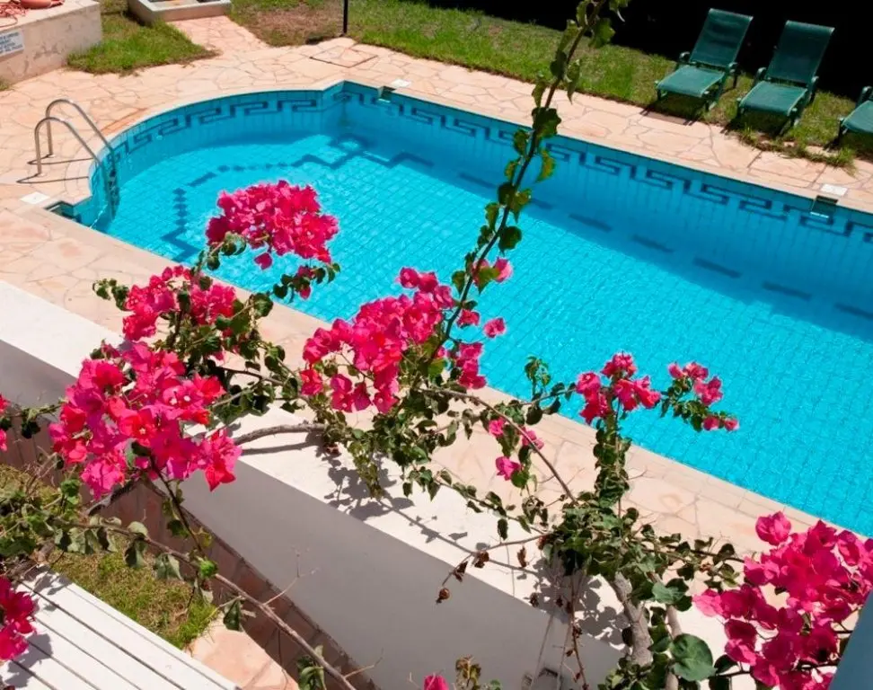 Пейя: Villa Anthia