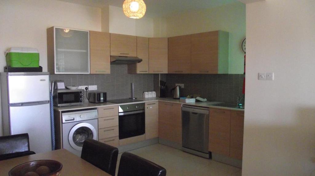 Гекиткале: Pyla Gardens Apartment E 202