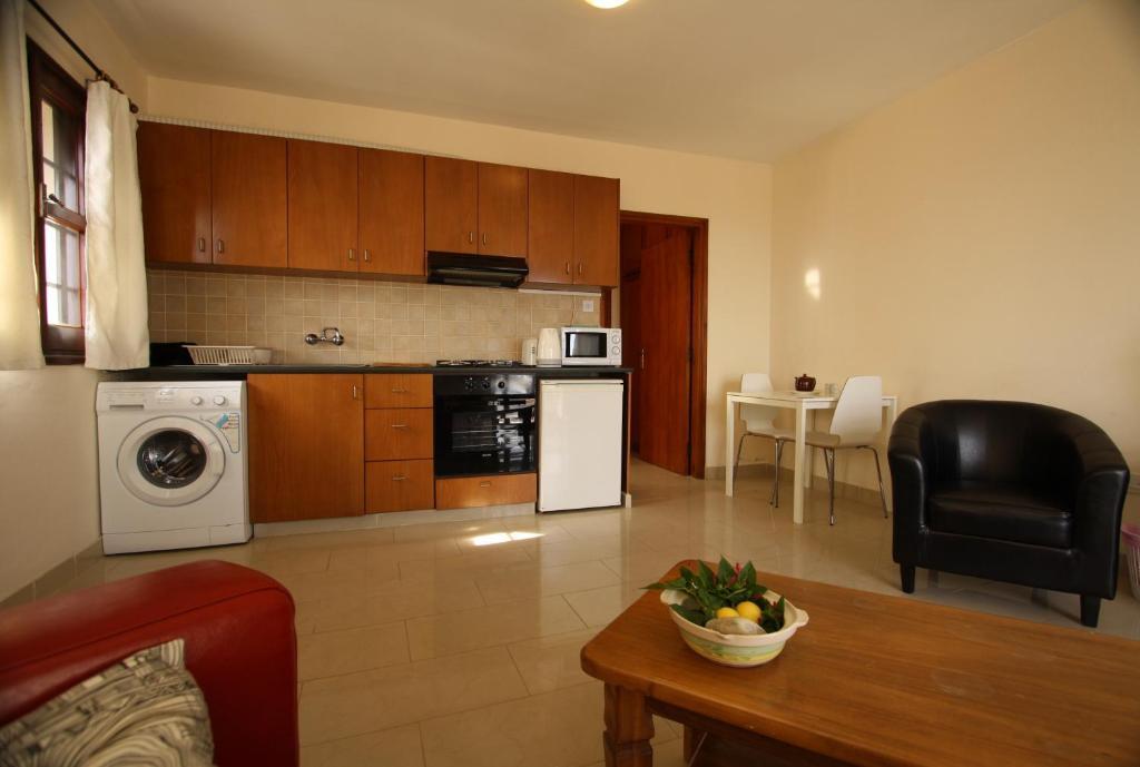 Писсури: Sea View Apartments