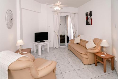 Пафос: Sue's Apartment