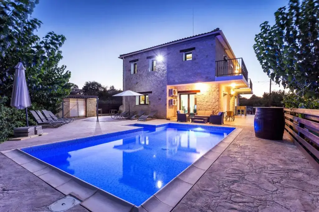 Друшиа: Villa Nikolina