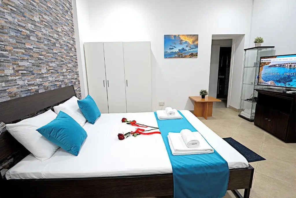 Айя-Напа: Pieris Apartments