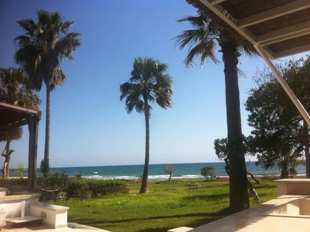 Ларнака: Sandy Beach Apt 26