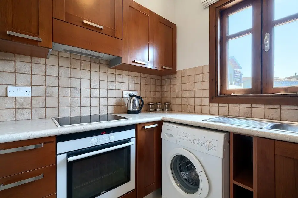 Куклия: Charming 2 bedroom apartment 'DC11' - with communal pool and resort facilities, Helios Heights village on Aphrodite Hills Resort
