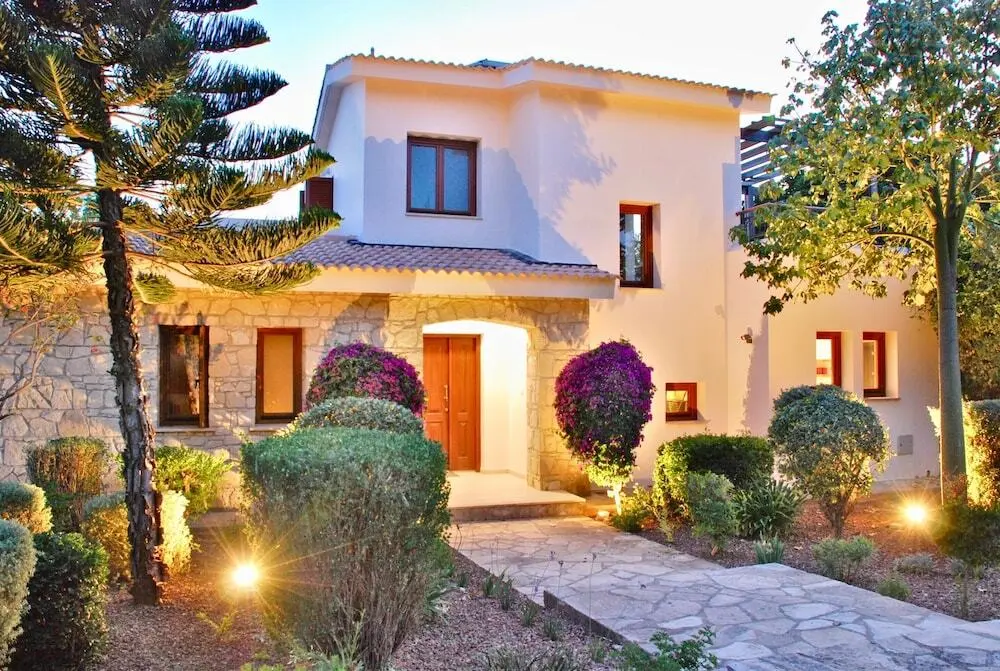 Куклия: 3 bedroom Villa Pera 12 with 10x5m private pool, within walking distance to resort village square, resort facilities, Aphrodite Hills