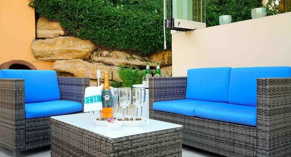 Куклия: Stunning 3 bedroom villa 'JZ02' with private pool, beautiful interiors, communal pool and resort facilities, Zephyros Village, Aphrodite Hills