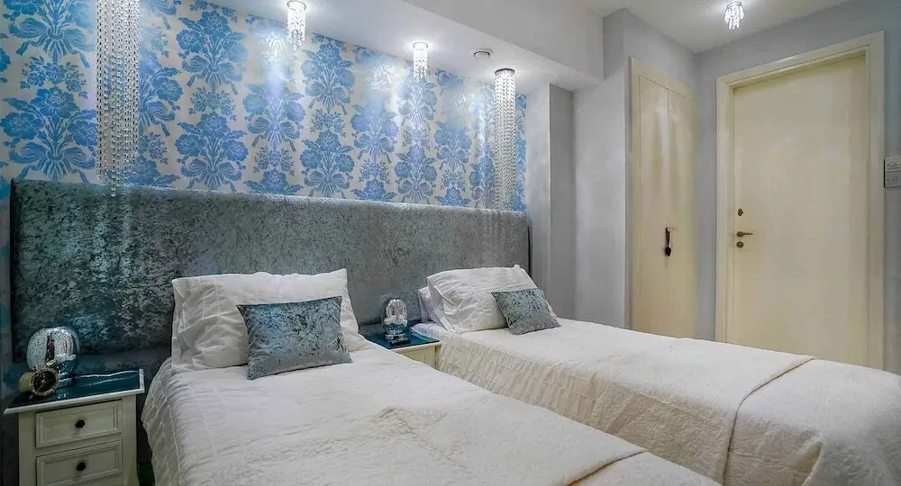 Куклия: Stunning 3 bedroom villa 'JZ02' with private pool, beautiful interiors, communal pool and resort facilities, Zephyros Village, Aphrodite Hills