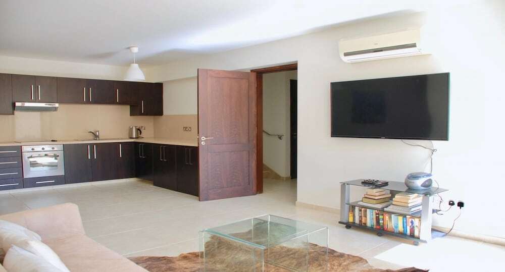 Куклия: Villa 148 - Lofou
