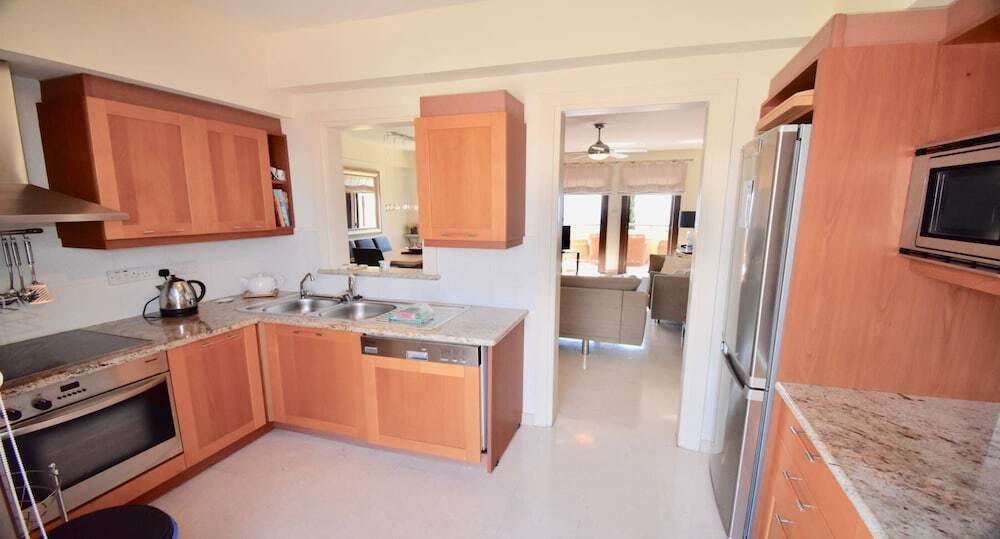 Куклия: Apartment B11 Hera