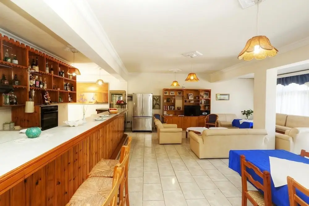 Полис Хрисохус: Room in Apartment - One Bedroom Apartment - Just 800 m From the Beach