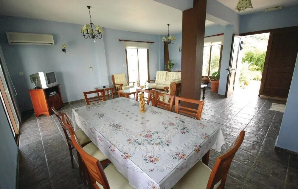 Пейя: Nice Home in Pegia-paphos With Wifi and 4 Bedrooms