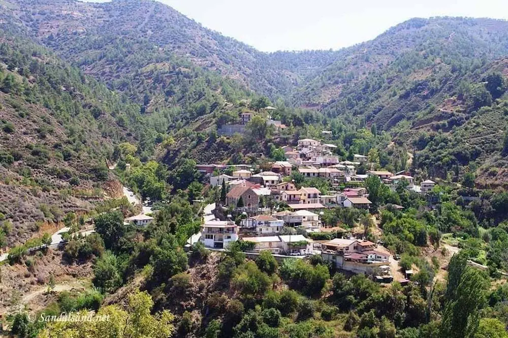 Калопанагиотес: The Secret to Enjoying Your Traditional Holiday Cottage, Nicosia Cottage 1004