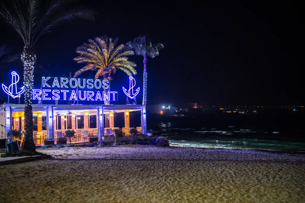 Айя-Напа: Апартаменты Karousos Beach Rooms