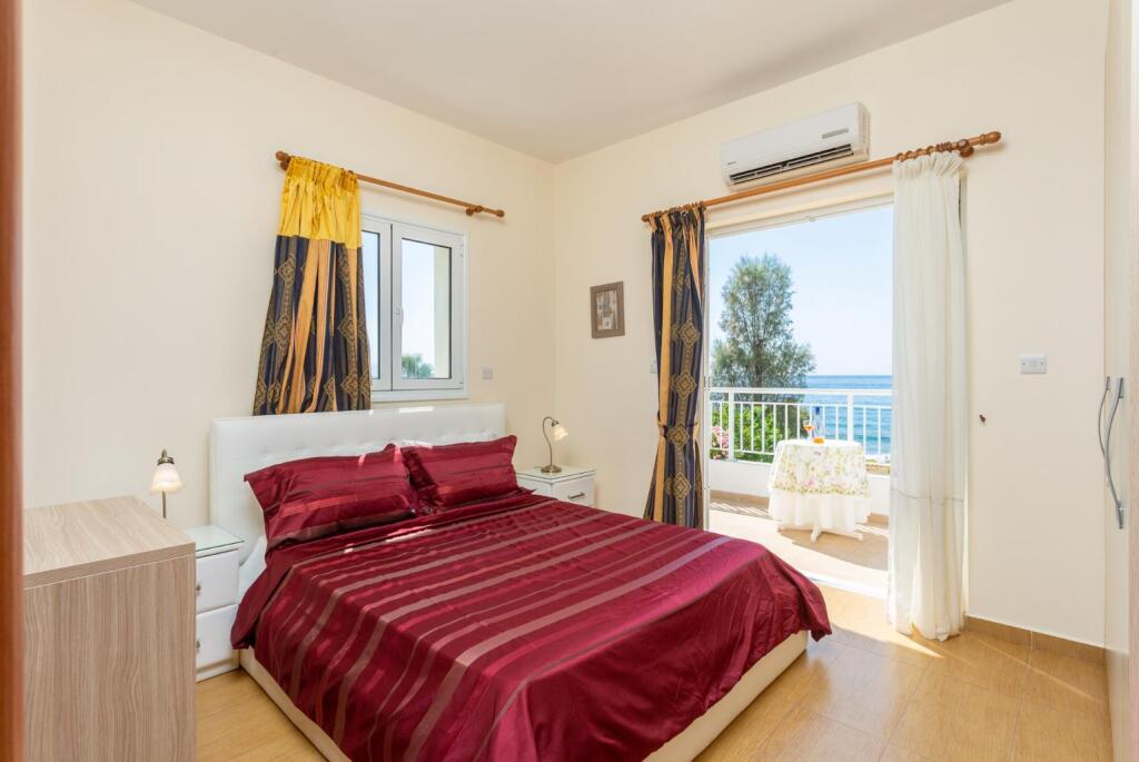 Айя-Марина Хрисохус: Kalisto Beach Villa Large Private Pool Walk to Beach Sea Views A C Wifi Car Not Required - 2137