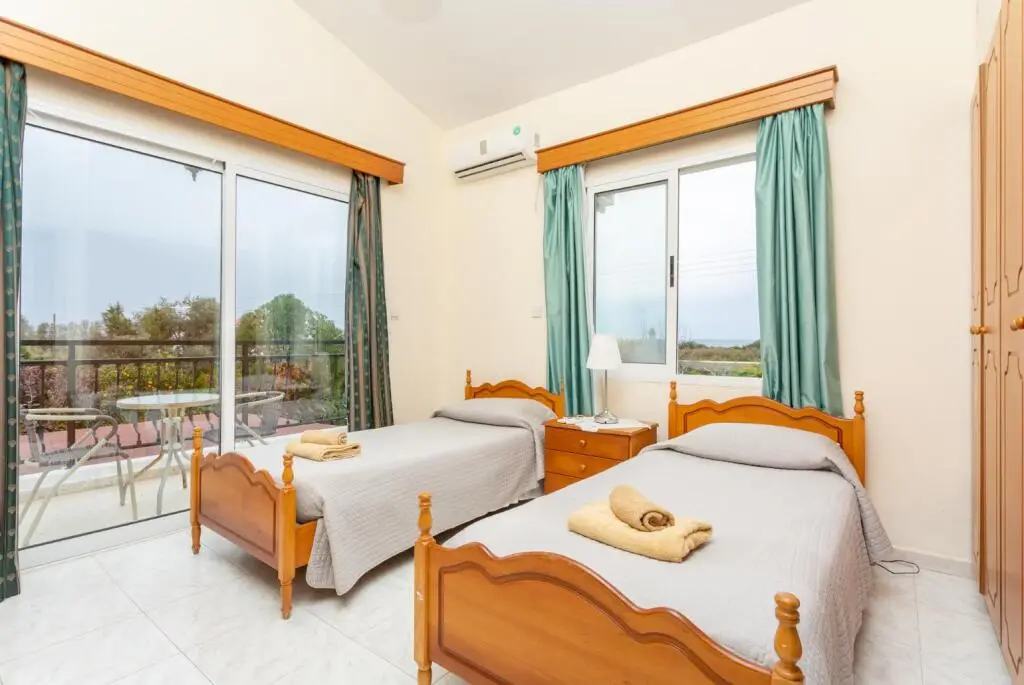 Полис Хрисохус: Sun Beach Villa Large Private Pool Walk to Beach A C Wifi Car Not Required - 2145